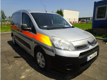 כלי רכב מסחרי עם לוח CITROËN Berlingo