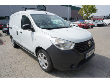 כלי רכב מסחרי עם לוח DACIA