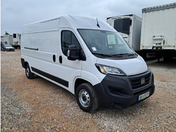 כלי רכב מסחרי עם לוח FIAT Ducato