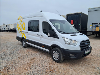 כלי רכב מסחרי עם לוח FORD Transit