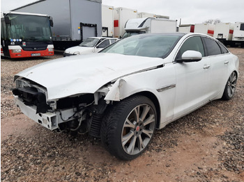 מכונית JAGUAR XJ SEDAN: תמונה 2