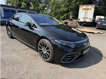 האצ'בק MERCEDES-BENZ