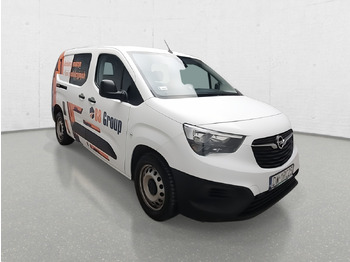 כלי רכב מסחרי עם לוח OPEL
