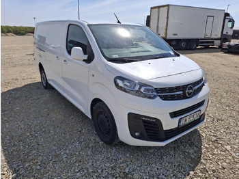 כלי רכב מסחרי עם לוח OPEL Vivaro