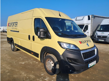 כלי רכב מסחרי עם לוח PEUGEOT Boxer