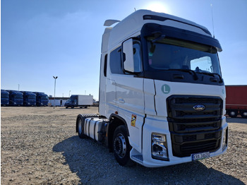 יחידת טרקטור FORD