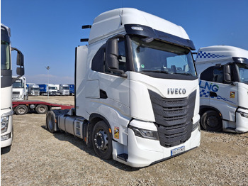יחידת טרקטור IVECO