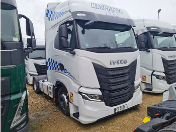 יחידת טרקטור IVECO