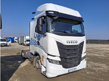 יחידת טרקטור IVECO
