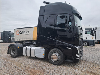 יחידת טרקטור VOLVO FH