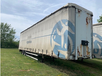 סמיטריילר עם וילונות צד LECITRAILER