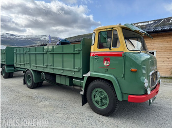 משאית צד נופל/ שטוחה 1966 Scania LBS 76 komplett sett med bil og henger selges fra bilmuseum.: תמונה 4