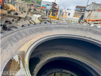 מכונה חקלאית 2 stk Traktordekk Allance Multiuse 550 - 650/85R38: תמונה 5 מכונה חקלאית 2 stk Traktordekk Allance Multiuse 550 - 650/85R38: תמונה 5