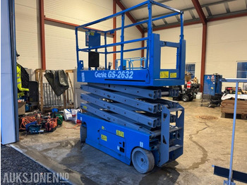 פלטפורמה אווירית 2006 Genie GS2632 sakselift / 10 meter: תמונה 5 פלטפורמה אווירית 2006 Genie GS2632 sakselift / 10 meter: תמונה 5