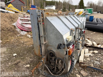 : תמונת כותרת עליונה