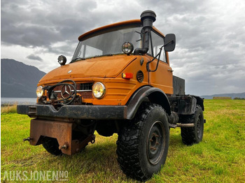 משאית UNIMOG