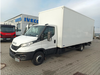 כלי רכב מסחרי עם תיבה IVECO Daily 70c18