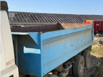 גוף מזהיר Hardox Bena basculabila cu semisasiu 7m : 8x4: תמונה 2