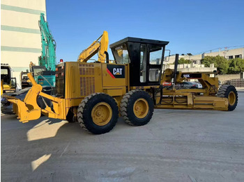 מפלסת CATERPILLAR 140K
