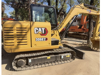 מיני מחפר CATERPILLAR 306E2