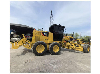 מפלסת CATERPILLAR 140H