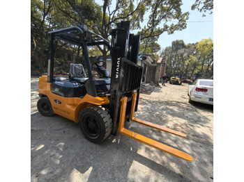 מלגזת סולר Toyota FD30 Forklift: תמונה 5