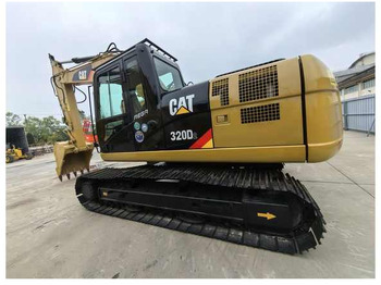 מחפר סורק CATERPILLAR 320D2