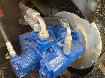 מחפר סורק Doosan DX 75: תמונה 3