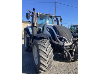 טרקטור חקלאי VALTRA T154