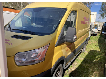 כלי רכב מסחרי עם לוח FORD Transit