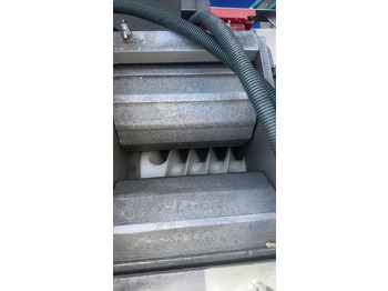 ציוד למאפיות Bruton BIG T Dough divider: תמונה 4 ציוד למאפיות Bruton BIG T Dough divider: תמונה 4