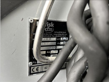 שואב אבק תעשייתי Nilfisk CTS40-LZ22 Industrial vacuum cleaner: תמונה 4