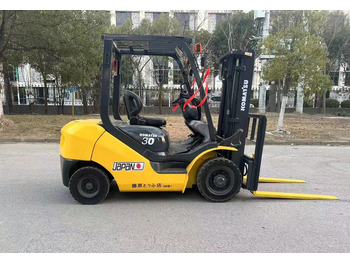 מלגזת סולר Komatsu 30: תמונה 1