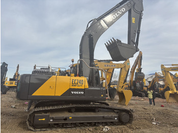 מחפר סורק VOLVO EC240