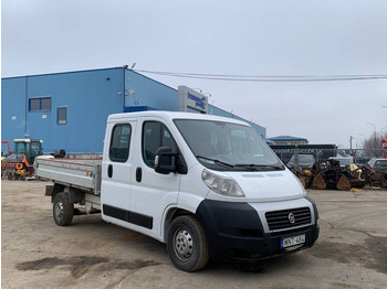כלי רכב מסחרי במיטה שטוחה FIAT Ducato