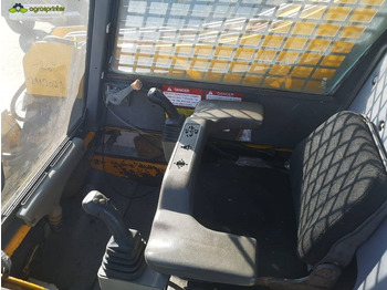 מעמיס היגוי החלקה JCB 185: תמונה 5