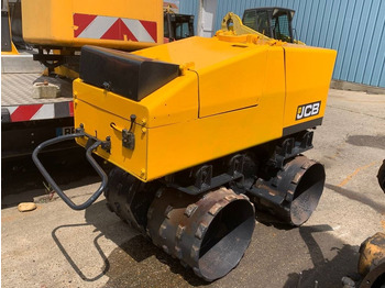 רולר כביש JCB