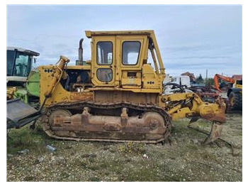 דחפור KOMATSU D85
