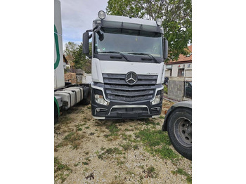 יחידת טרקטור Mercedes-Benz Actros 1842: תמונה 3 יחידת טרקטור Mercedes-Benz Actros 1842: תמונה 3