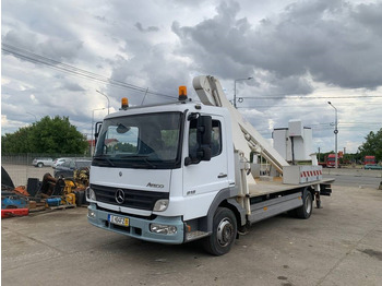 פלטפורמה אווירית מותקנת על משאית MERCEDES-BENZ Atego 818