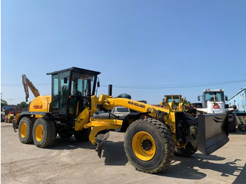 מפלסת NEW HOLLAND