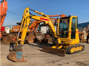 מיני מחפר VOLVO ECR40