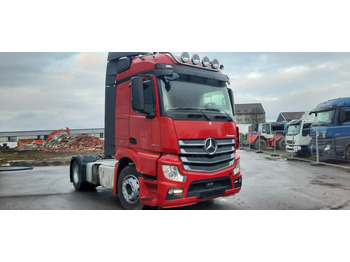 יחידת טרקטור MERCEDES-BENZ Actros 1842