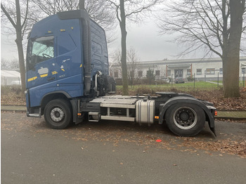 יחידת טרקטור VOLVO FH 460