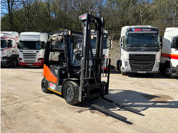 מלגזת סולר DOOSAN