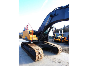 מחפר סורק Volvo EC 300 E: תמונה 4