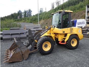מעמיס גלגלים VOLVO L30G