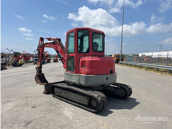 מיני מחפר BOBCAT E50