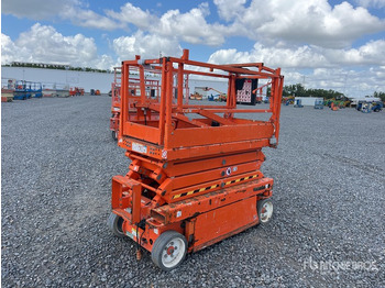 מעלית מספריים 2016 Skyjack SJIII-3219 (Inoperable) Scissor Lift: תמונה 3