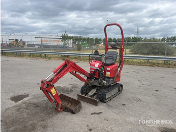 מיני מחפר YANMAR
